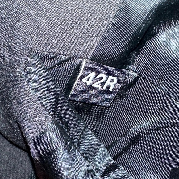 Claiborne Blazer Jacket Men's Size 42R Black Solid Long Sleeve Notch Lapel - Picture 5 of 10